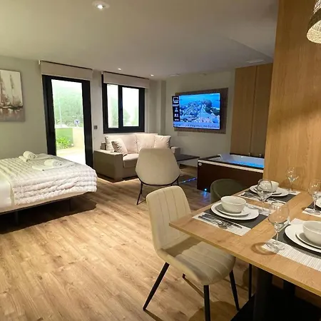 Deluxe Sanxenxo