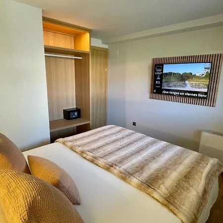 Deluxe Apartment *